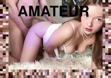 Webcam model staged a live sex show!!!