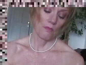 amateur, granny, hirondelle, salope, femme-habillée-mec-nu, ejaculation