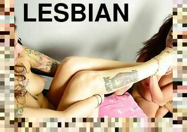 Great lesbian foot worship show