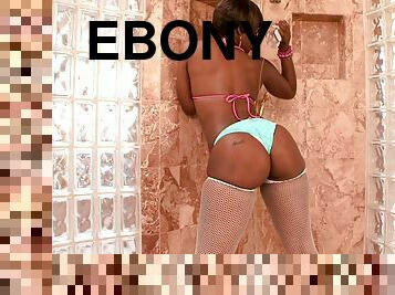 Ebony shoves huge dick in her glorious holes