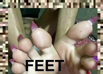 compilation, pieds, ejaculation, résille, méchant, fétiche, branlette-avec-les-pieds, bite