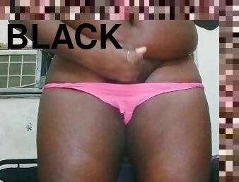 Black fat Transgender shake her ass