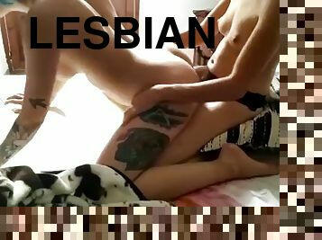 Lesbian Strapon