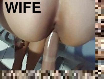 My friend's wife likes to fuck with me, she has nice ass