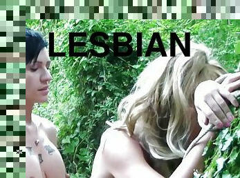 masturbaatio, orgasmi, ulkotiloissa, ruikkiminen, amatööri, lesbo-lesbian, milf, lelu, sormettaminen, suuteleminen