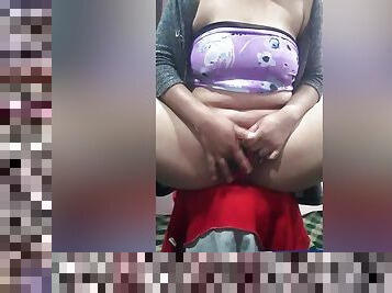 Indian Girl Showing Pussy