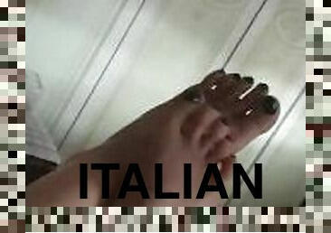 amateur, esclave, pieds, ejaculation, blonde, italien, fétiche, branlette-avec-les-pieds