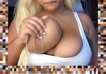 Busty latina bj