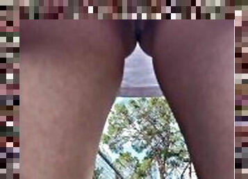 na-rua, mijando, público, cona-pussy, amador, adolescente, pov, colégio, depilada, parque