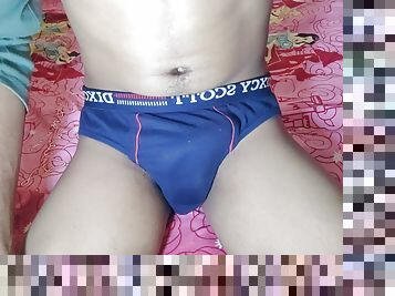 asia, mastubasi, kurus, cumshot-keluarnya-sperma, penis-besar, homo, handjob-seks-dengan-tangan-wanita-pada-penis-laki-laki, pijat, hindu, muda-diatas-18