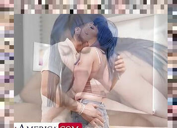 Blue haired beauty Jewelz Blu meets her random fuck