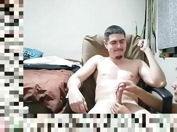 Mi amigo gay me la jala increíble - buena masturbada