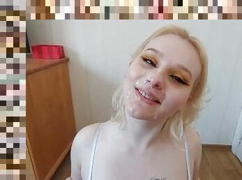 Facial for a sexy blonde teen