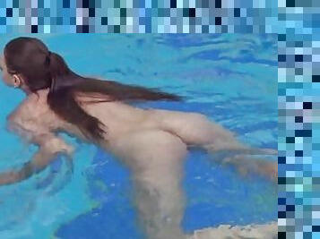 gros-nichons, public, babes, milf, pornstar, piscine, parfait, petite, hongrois, brunette