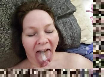 MILF GETS FUCKED AND SWALLOWS CUM LOAD