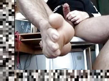 Master Cock 'd Feet