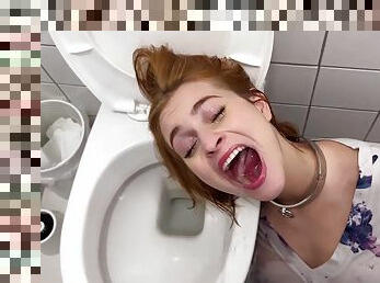 Dolly Dyson Pissing Fetish Toilet For A Day