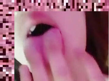 Indonesian Pussy Fingering teen girl