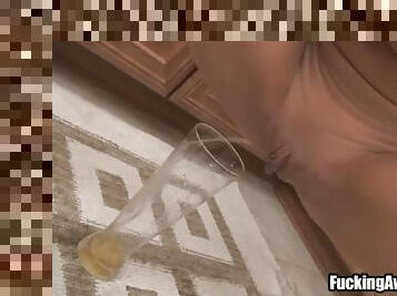 Girl fills beer glass with her hot piss