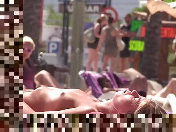 Bikini girls and topless babes spied on