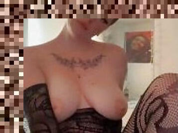 TEASER TATTOOED MILF TITS ASS PUSSY LINGERIE TEASE