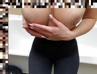 bad, storatuttar, mamma-och-pojke, kvinnligt-sprut, milf, mamma, creampie, ung18, naturlig, dusch