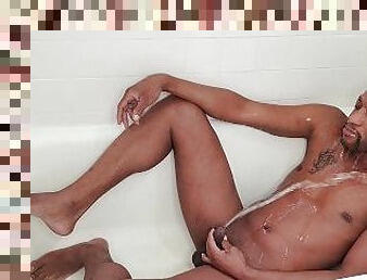 Kennie Jai pisses on himself in the bathroom....LONG HARD SPRAY!!