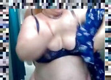 tate-mari, public, amatori, milf, mama, bbw, grasana, naturala, mama-mother, solo