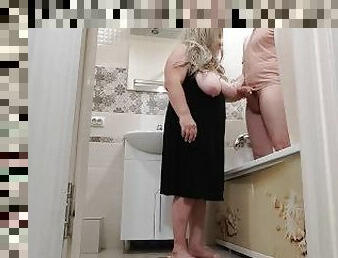 göt, banyo-yapma, büyük-göğüsler, mastürbasyon-masturbation, amatör, anal, oral-seks, orta-yaşlı-seksi-kadın, ev-yapımı, anneciğim