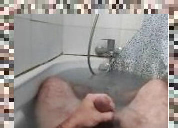 baignade, masturbation, orgasme, amateur, ejaculation-sur-le-corps, énorme-bite, branlette, française, point-de-vue, ejaculation