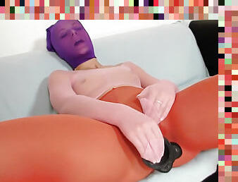 Sexy Ruth in purple mask is drilling her fresh kitty