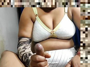 pantat, payudara-besar, isteri, amatir, handjob-seks-dengan-tangan-wanita-pada-penis-laki-laki, hindu, gemuk, berambut-cokelat