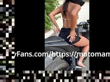 Sexy Motorcycle Babe Likes To Ride Huge Cock While Driving