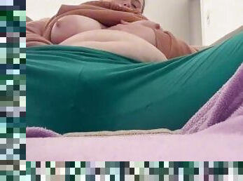 BBW Plays With Her Vibrator Under Her Clothes )
