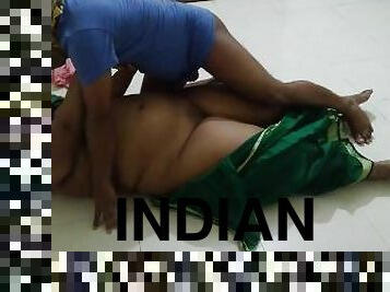 Indian Thakur Baba ne Priya bhabhi ko mast choda (Gujarati Baba Fuck Desi Bhabhi) Hindi Clear Audio