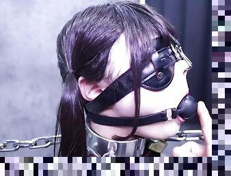 asien, dilettant, sadomasochismus, fetisch, latex, knechtschaft, mit-verbundenen-augen, rubber