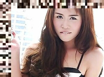 Munniga naine, Ladyboy, Pisike